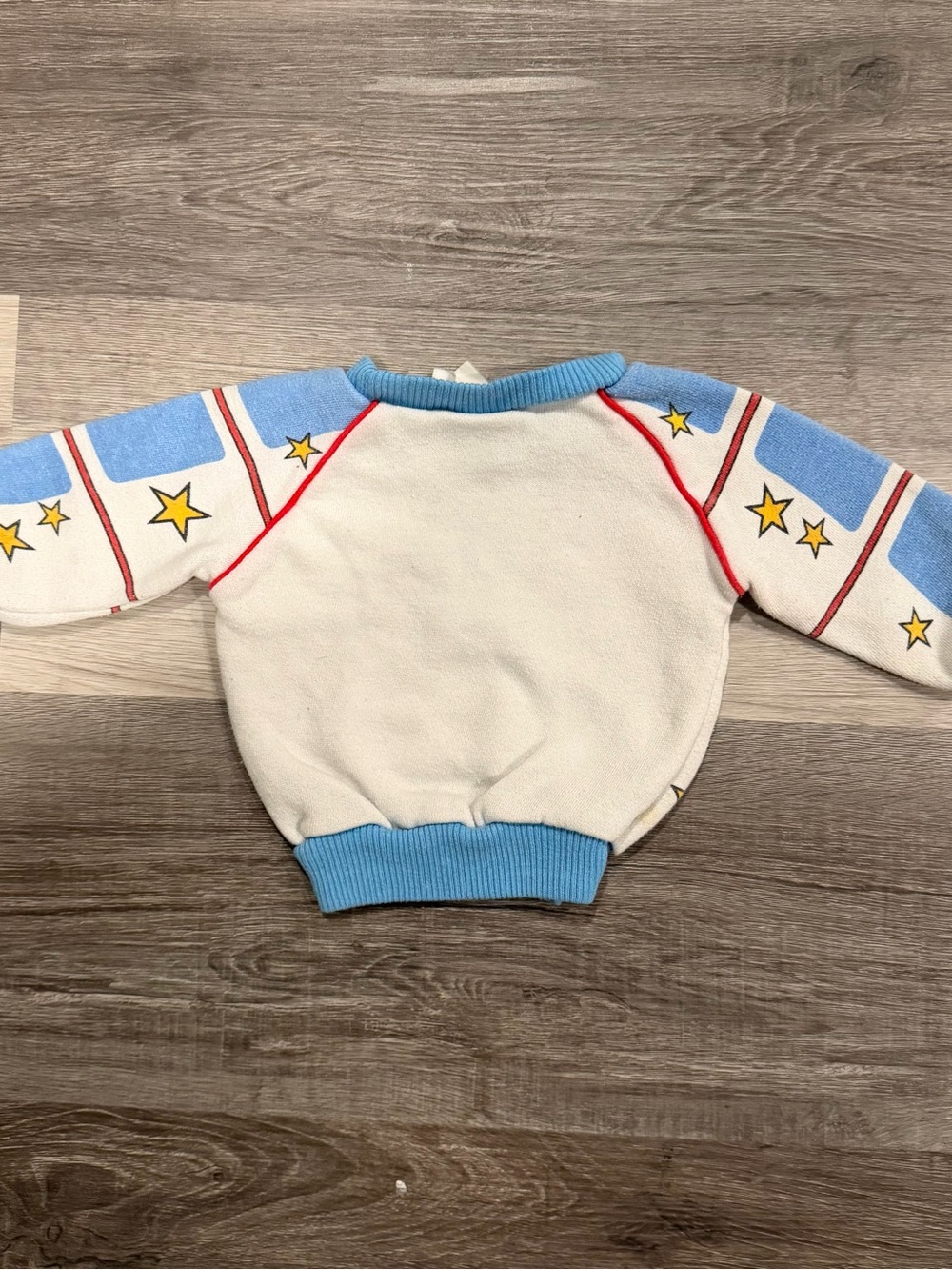 Vintage Disney Baby Donald Duck Long Sleeve Sweater Size Newborn-6mo - Picture 4 of 6